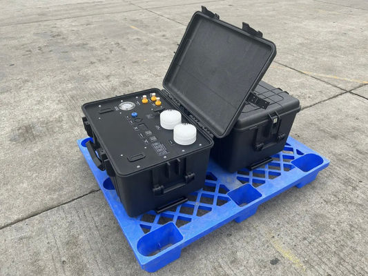 露天キャンプ用水の供給のための移動式水浄化システム300L/H