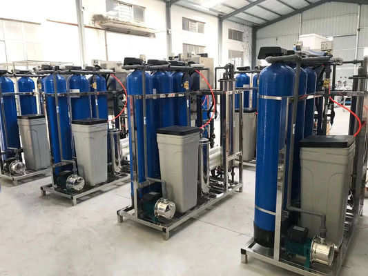 1.5TPH 3.0kW-380-415V 3xFRPタンク 塩水の逆オスモス水源