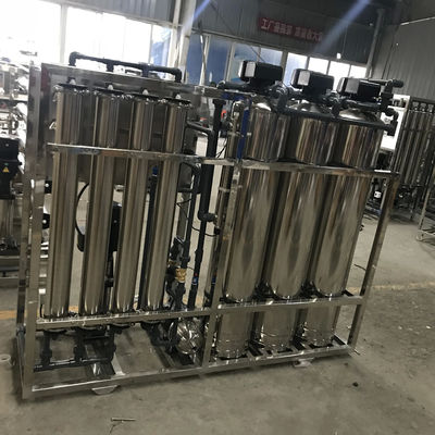 1TPH 2.1kW-380-415V 3xSS304 タンク 塩水の逆オスモス水源