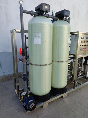4TPH 5.5kW-380-415V 2xFRPタンク 塩水の逆オスモス水源