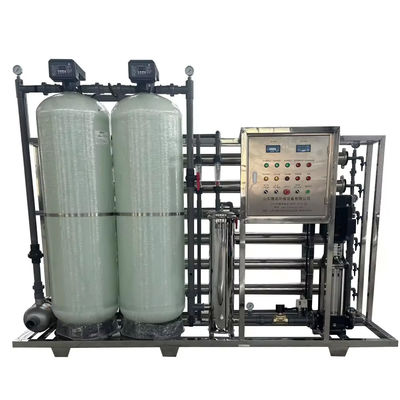 6TPH 7.9kW-380-415V 2xFRPタンク 塩水の逆オスモス水源