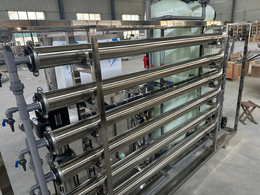 6TPH 7.9kW-380-415V 2xFRPタンク 塩水の逆オスモス水源