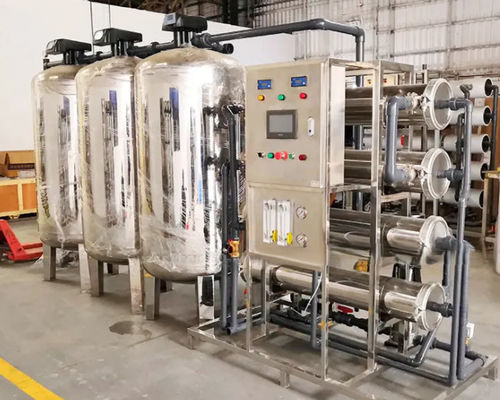 6TPH 7.9kW-380-415V 3xSS304 タンク 塩水の逆オスモス水源