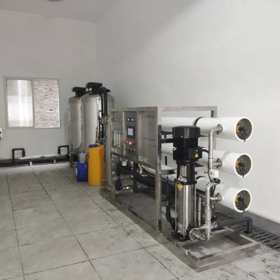 4TPH 415V SS304 タンク 塩水の逆オスモス水源